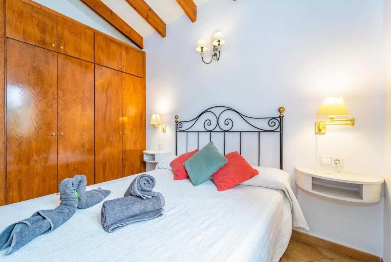 Villa Estrella Cala'N Blanes  ภายนอก รูปภาพ